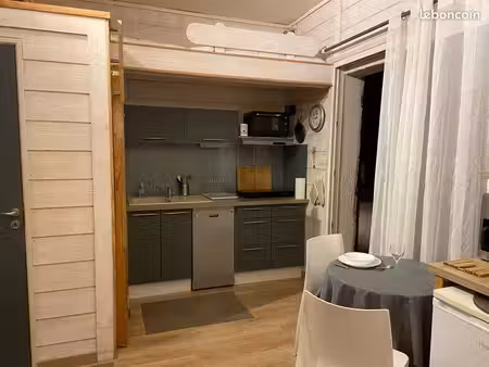 studio location 18 m2 plein sud avec petit jardin dans rdc d un chalet 6 km de briançon 55