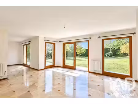 maison familiale 7 pièces 199 m²