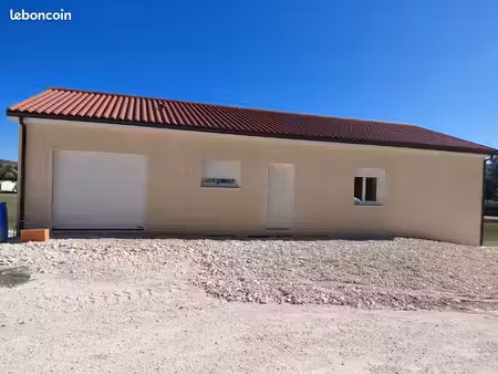 maison a louer - 90m2 + garage 26m2