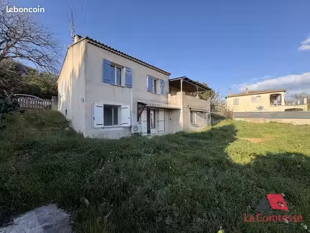 villa 4 pièces 84 m²