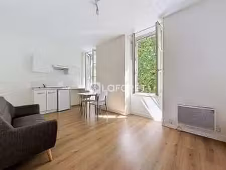 location appartement 2 pièces meublé à parthenay (79200) : à louer 2 pièces meublé / 34m² 