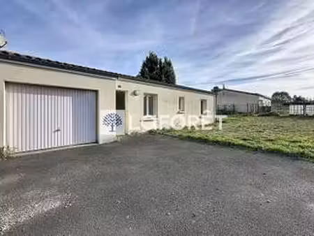 location maison à la chapelle-bertrand (79200) : à louer / 87m² la chapelle-bertrand
