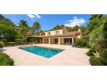 propriété avec piscine nord - roquefort-les-pins (06)