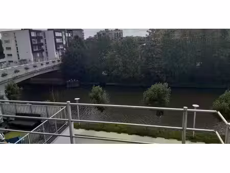 penthouse à louer à deinze pour € 800 avec 2 chambres à coucher