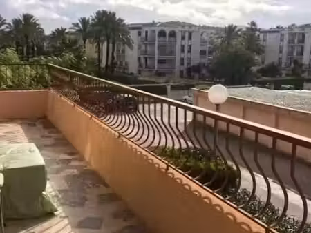 location appartement 2 pièces 45.51 m² à sanary-sur-mer (83110)  758 €