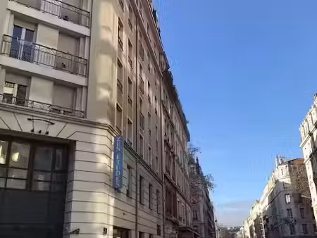 location appartement 1 pièce 17 m² à lyon 7ème (69007)  656 €