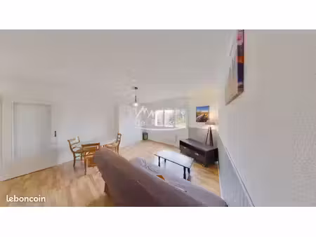 studio 1 pièce 33 m²