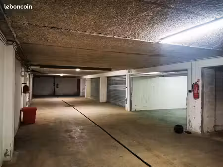 grand garage 27m2