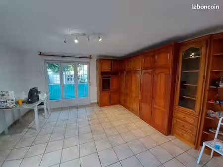 studio 33m2 avec loggia et parking vigneux-sur-seine