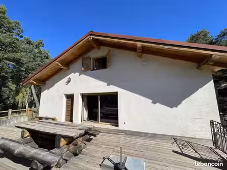 maison 4 pièces 105 m²