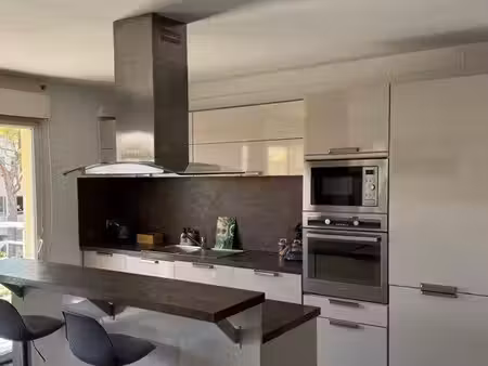 cannes la bocca – 3 pièces meublé  résidence avec gardien + piscine + garage le