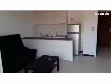 studio meublé 25m²  st laurent du var mairie