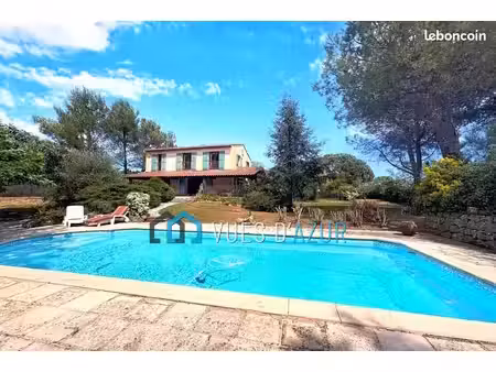 maison 5 pièces 140 m²