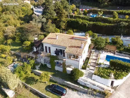 maison 180 m² avec piscine  terrain 1 698 m² et 2 espaces indépendants – pont-du-loup
