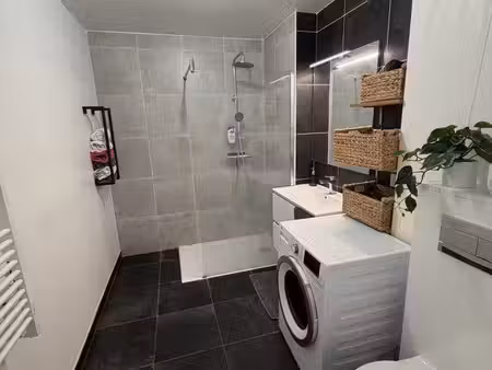 t2 meublé 39 m² avec terrasse et parking — bail étudiant (sept-juin)