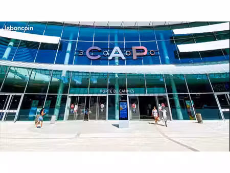cap 3000 – kiosque de restauration / vente à emporter – emplacement premium