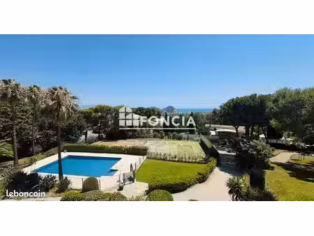 villeneuve-loubet – appartement 2/3 pièces avec vue mer panoramique  terrasse et parking