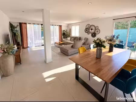 grasse saint-antoine – maison rénovée 255 m² – 5 chambres – terrain 733 m²