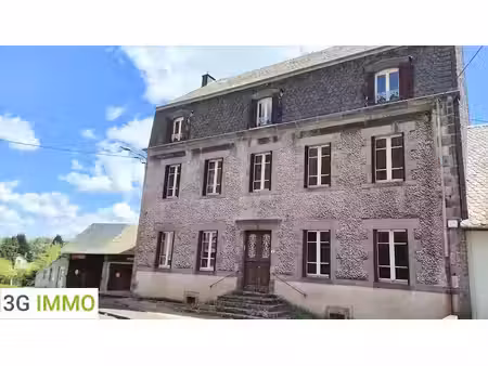 vente maison 300 m² à gelles (63740)  75 000 €