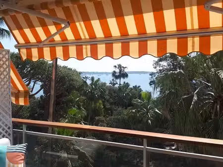 vends appartement f3 de 100m2 à golfe juan ( piscine/tennis/ accès privatif plage publique