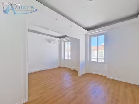 bureaux 115 m² nice