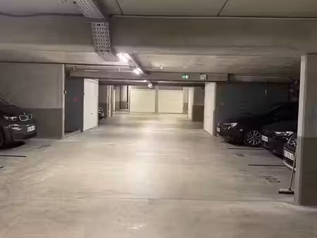 parking dans résidence neuve et sécurisé