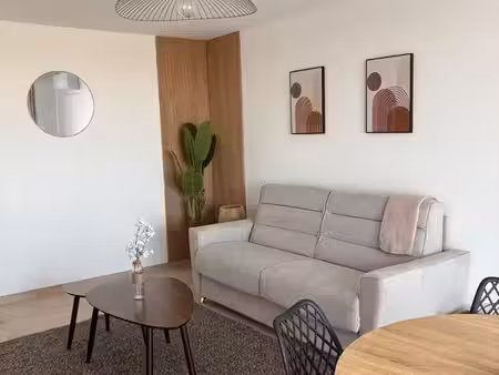 spacieux 2 pièces meublé – 60 m² – garage privatif – entièrement équipé
