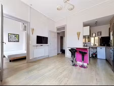 appartement t2/t3 meublé de 47 m² – nice