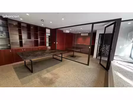 local commercial 40 m² marseille