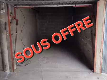 box fermé bon état la maurelette