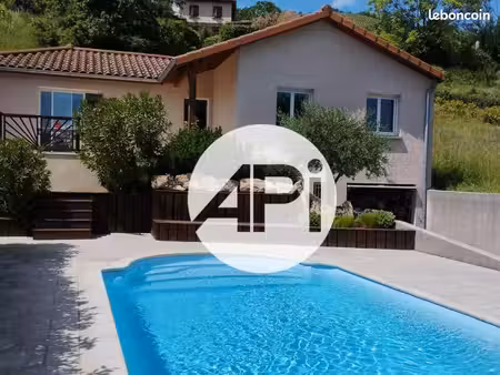 villa 4 pièces 105 m²
