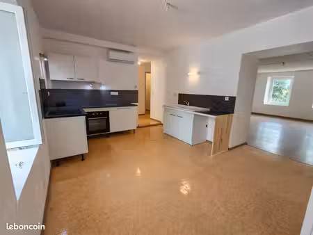 appartement f4 102 m² + garage 15 m²