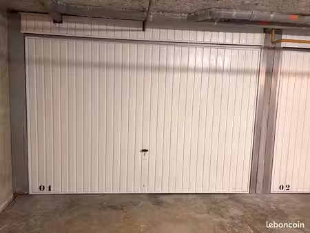 garage fermé - site de l’antiquaille lyon 5