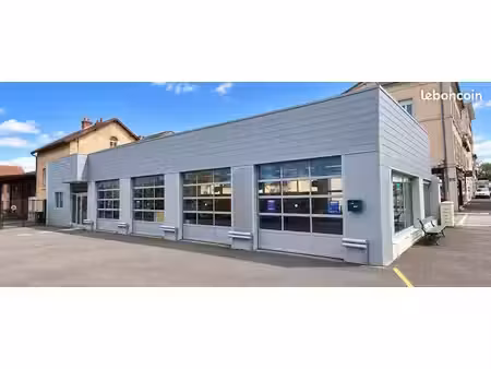 local professionnel 227 m² – commercial / activité / bureaux – vesoul