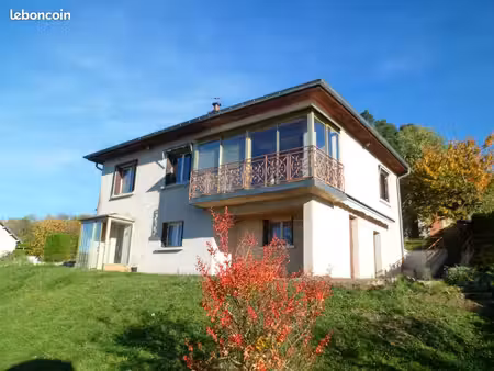 cours: villa avec terrain