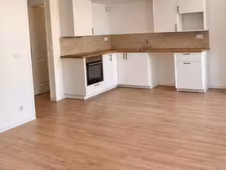 appartement 3p rénové cœur panier