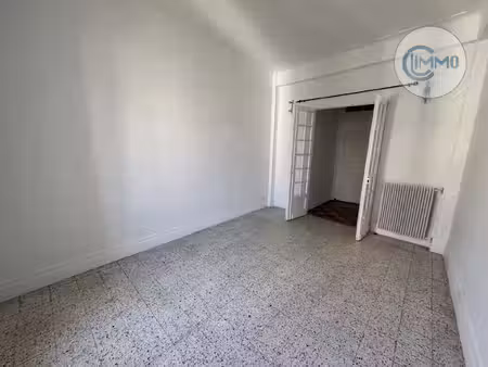 location nice appartement 2 pièces 41.02m² situé secteur saint jean d'angely