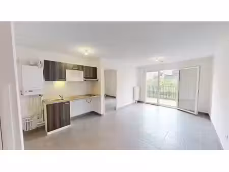 appartement 2 pièces avec bail en cours - belle rentabilité