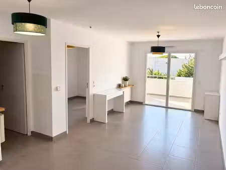 t2 8ème terrasse et piscine