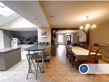 vente maison 6 pièces 169 m² à mamers (72600)  215 000 €