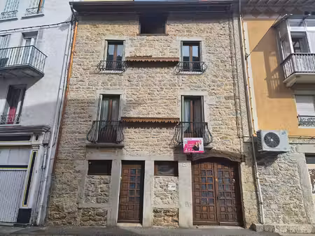 grande maison familiale à tenay