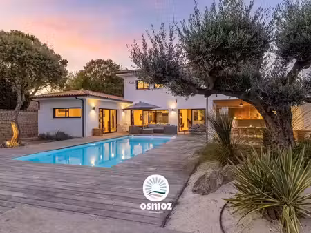 vente villa 6 pièces 185 m² à bourgneuf (17220)  1 200 000 €