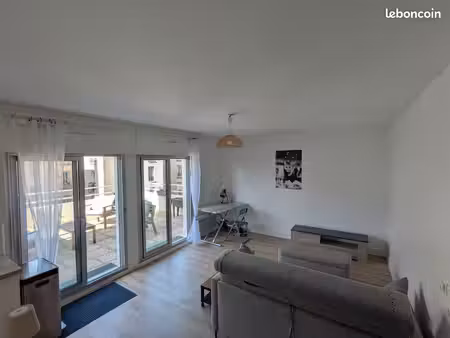 studio meublé 32 m² + terrasse privative 35 m² paris 12e ascenseur  cave  fibre