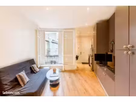 studio 1 pièce 23 m²