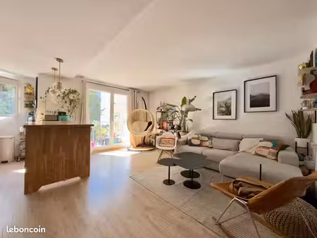 appartement 2 pièces 54 m²