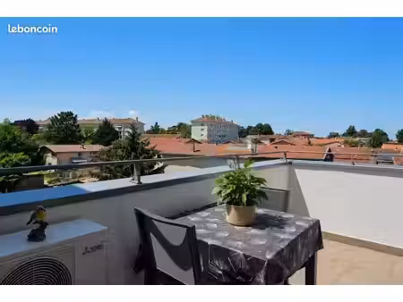 a saisir prix en baisse - t3 78 m2 - lumineux et calme - climatise - quartier rillieux le 