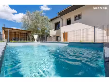 maison au calme avec piscine