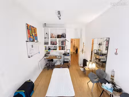 cabinet professionnel 25 m² – gare de lyon – rdc – disponible immédiatement