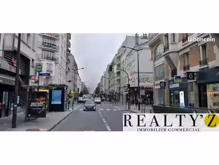 local commercial 69 m²