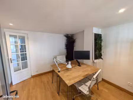 bureau privé - sous-location - 2/3 personnes